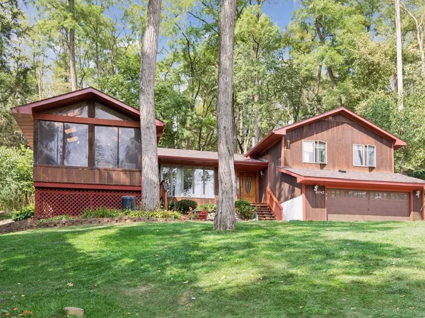 16042 6th St N, Lakeland, MN 55043