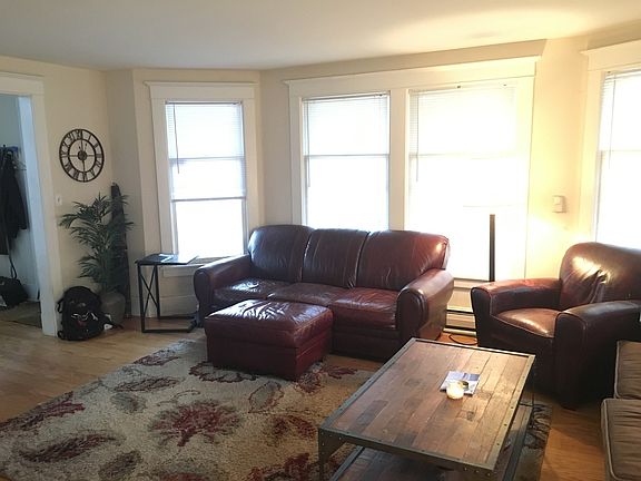 2nd image of 327 Garfield Ave NW
