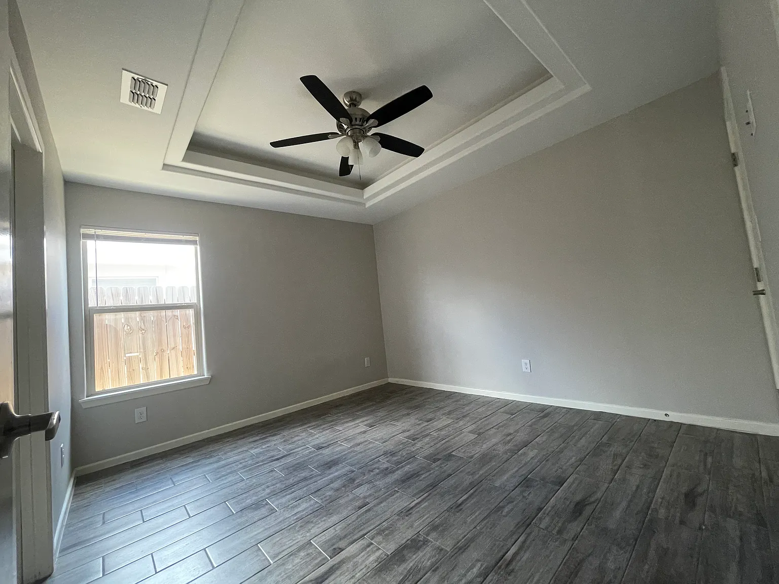 3 bed, 1087 sqft, $1,150 — Photo 4