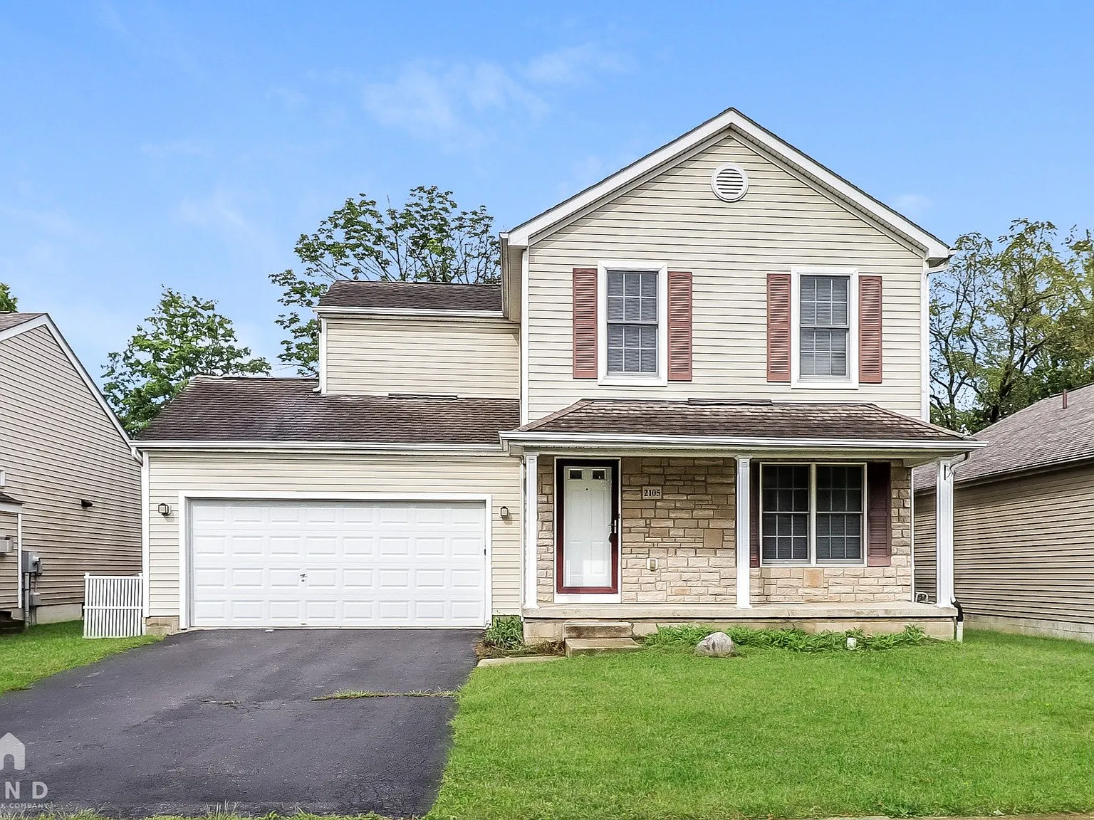 4 bed, 4.0 bath, 2104 sqft, $2,685 — Photo 1