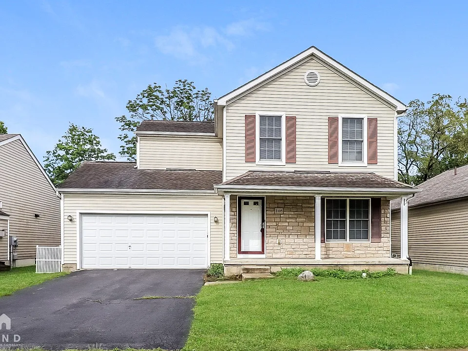 2105 Winding Hollow Dr