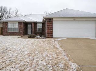 6604 Shady Rd, Bentonville, AR 72713