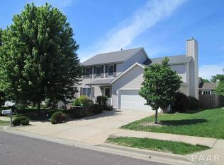 4115 W Carrousel Ln, Peoria, IL 61615