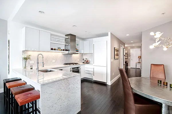 Sold by Keller Williams City Life Realty | media 6