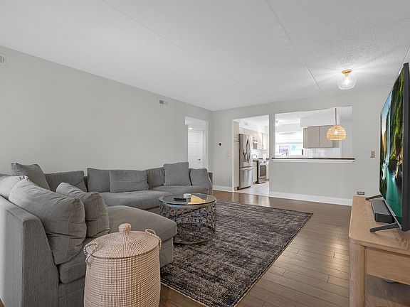 2nd image of 5351 N East River Rd APT 202