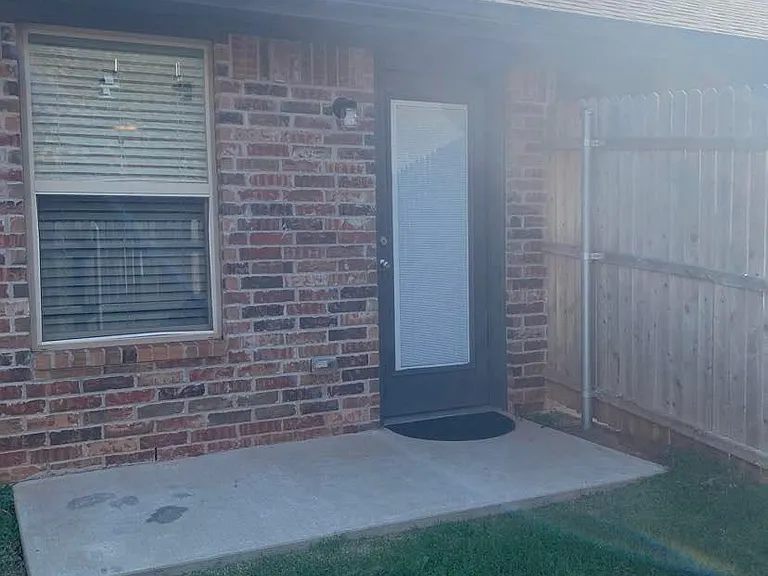 2127 Buena Vida Ln — Photo 36