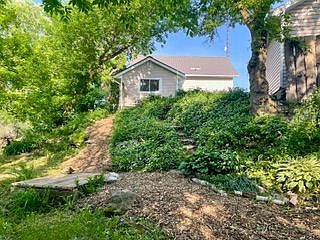 5th image of 3481 Wilton Rd