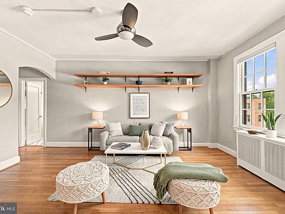 5th image of 2032 Belmont Rd NW APT 632
