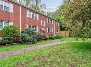 47 Lake Shore Ct APT 2, Brighton, MA 02135