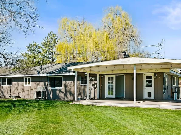 12106 Wide Hollow Rd, Yakima, WA 98908