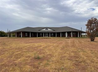 383 Lcr 476, Mexia, TX 76667