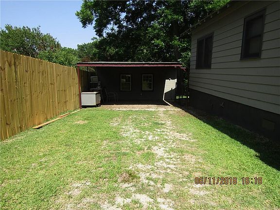 4th image of 1720 S Fannin Ave