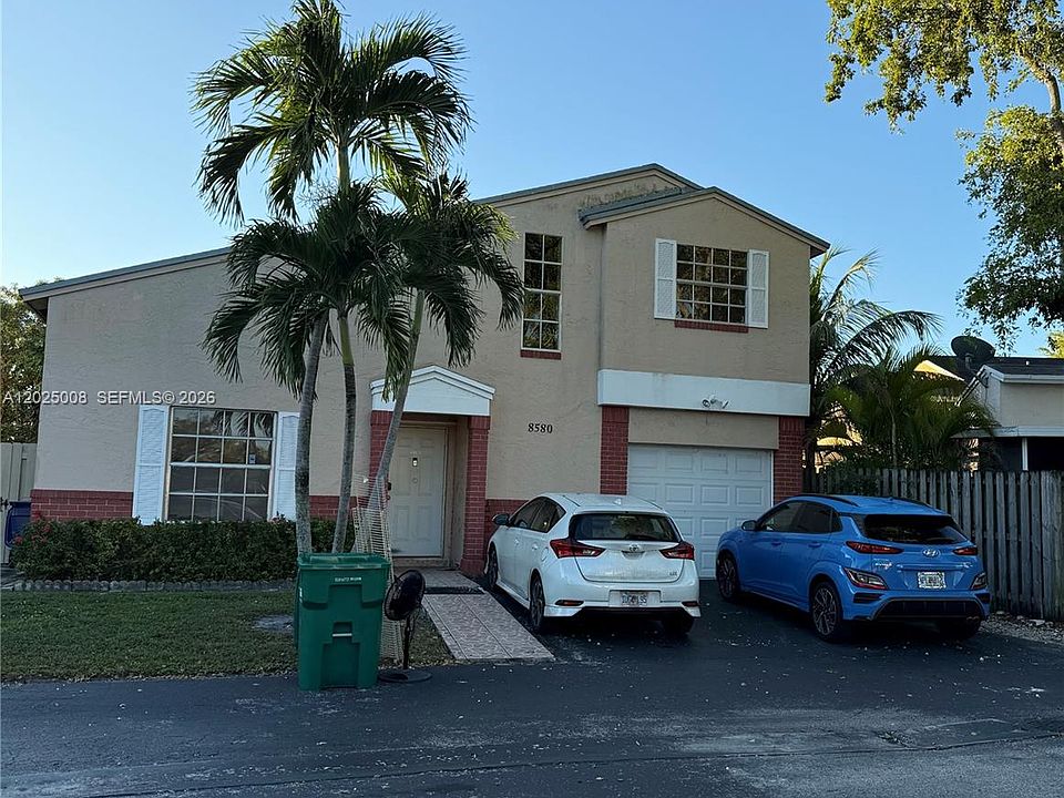 1st image of 8580 NW 193rd Ln
