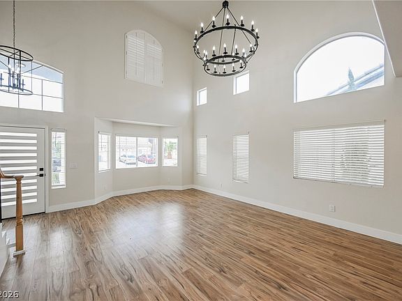 3rd image of 7464 Forestdale Ct
