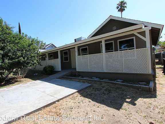 3rd image of 7111 Palm Ave