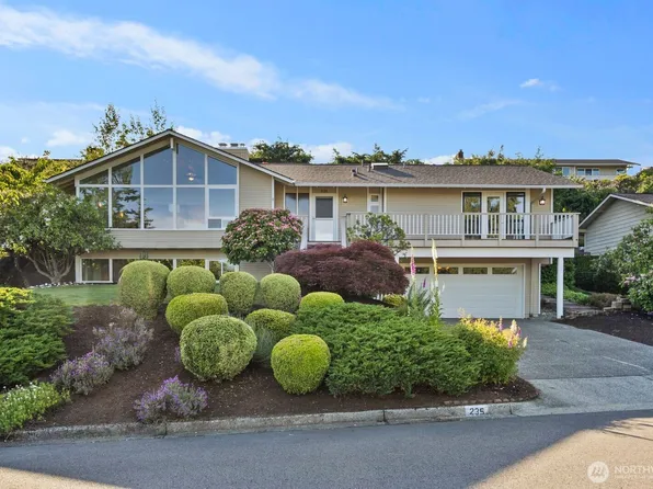 235 174th Place NE, Bellevue, WA 98008