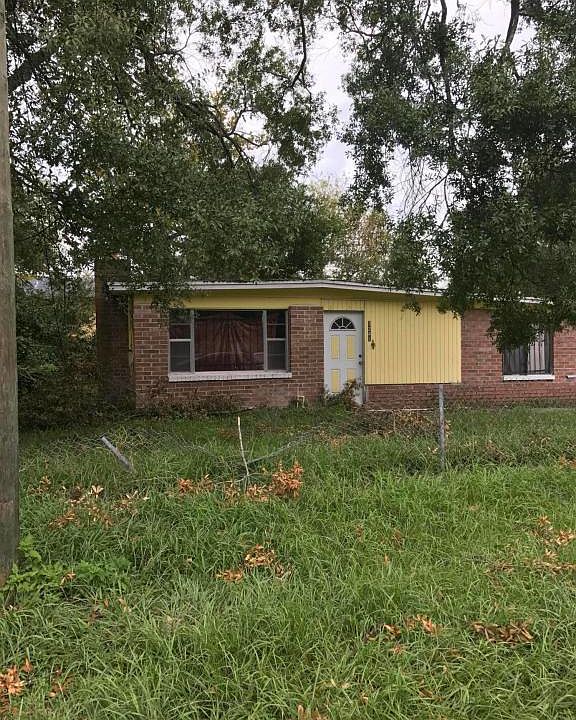 1st image of 3241 Phyllis St