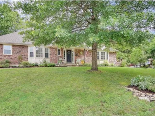 12816 Overhill Ave, Grandview, MO 64030