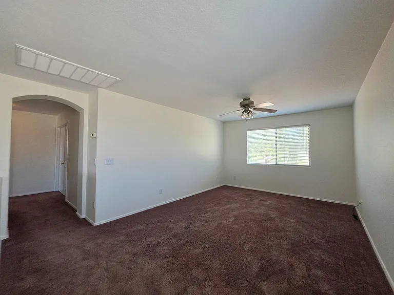 22257 N Gibson Dr — Photo 28