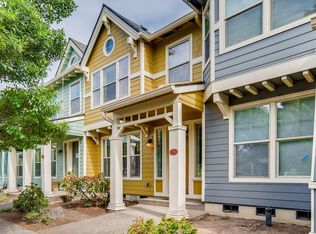 1343 SE Harney St, Portland, OR 97202