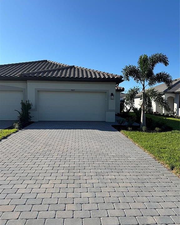1st image of 19625 HINKLEY DRIVE