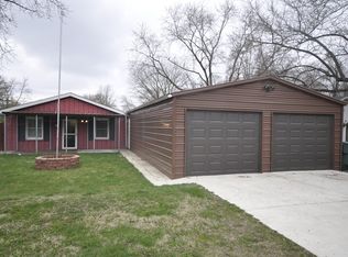 909 S Tennessee Ave, Muncie, IN 47302