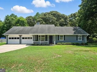 111 Brownsmill Dr, Grayson, GA 30017