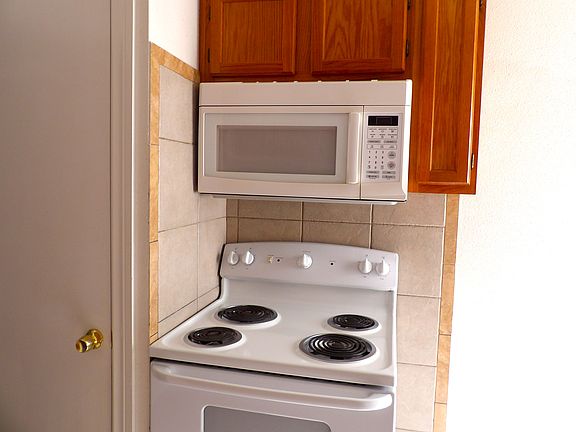 4th image of 2818 NW Mobley St
