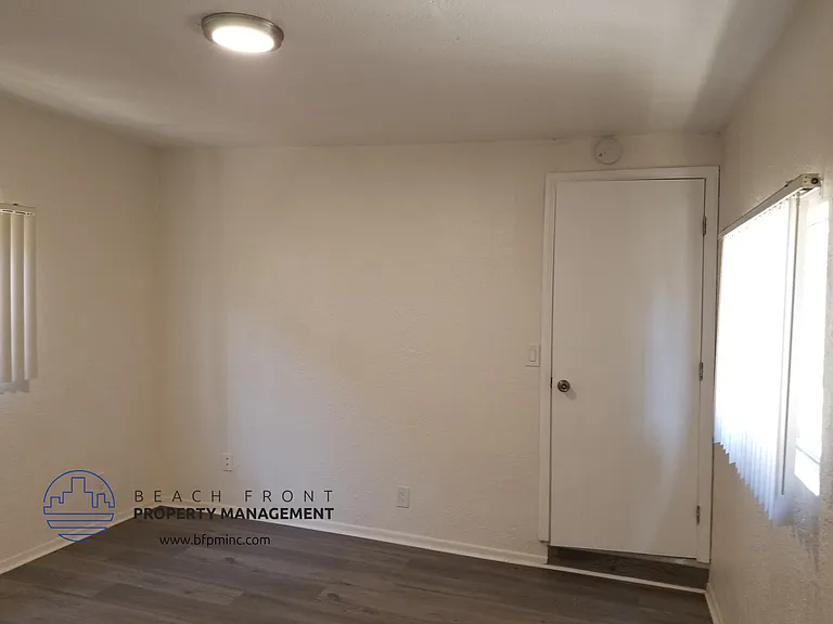 2305 Lemon Ave — Photo 12