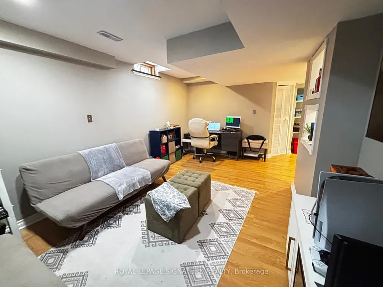 6568 Aston Martin Mews — Photo 20