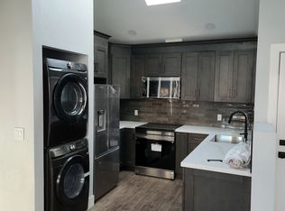 859 43rd St #A, Emeryville, CA 94608