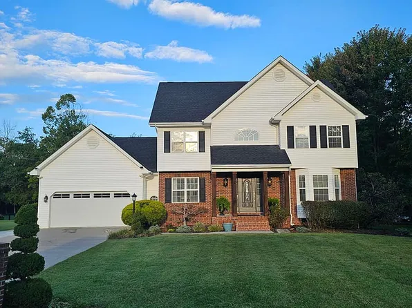 404 Meadow Brook Dr, Kingsport, TN 37663