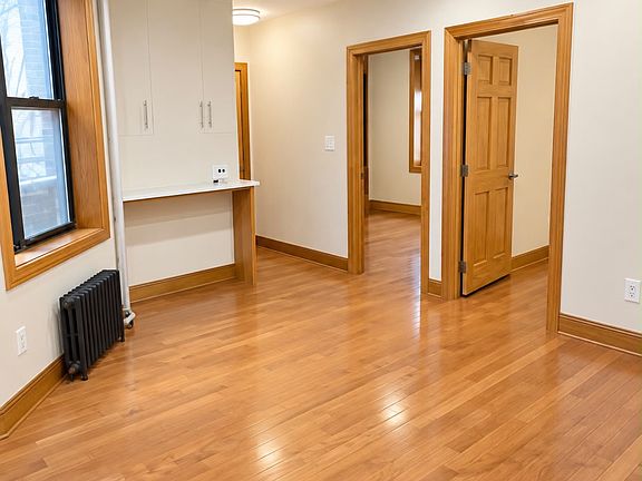 5th image of 562 Morris Ave APT 1