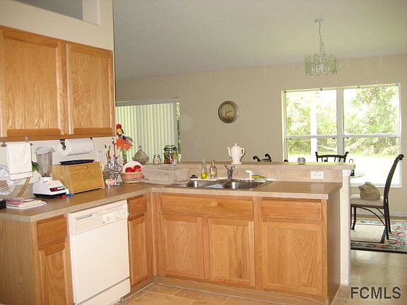 4th image of 12 Birchbark Ln