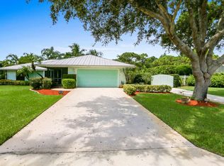 18301 Oak Leaf Dr, Jupiter, FL 33458