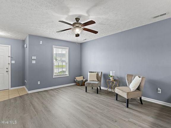3rd image of 119 Glen Cannon Drive