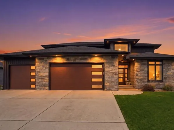 5326 Mary Ln, Madison, WI 53711