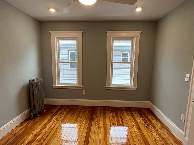 11 Burnham St #2 — Photo 30