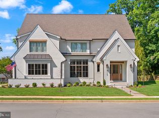3115 N Peary St, Arlington, VA 22207