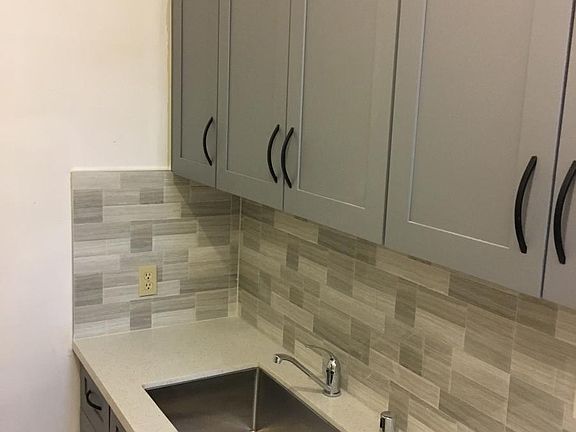 4th image of 453 Union St #A