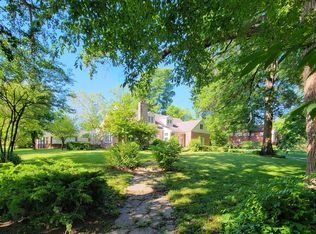 705 W 6th St, Seymour, IN 47274