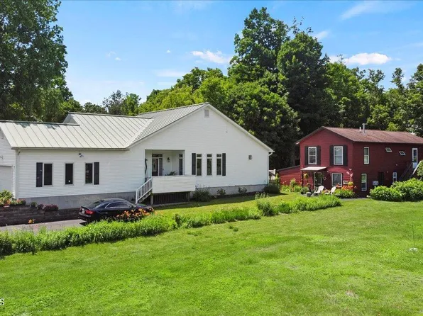 7 Windsor Street, Schroon Lake, NY 12870