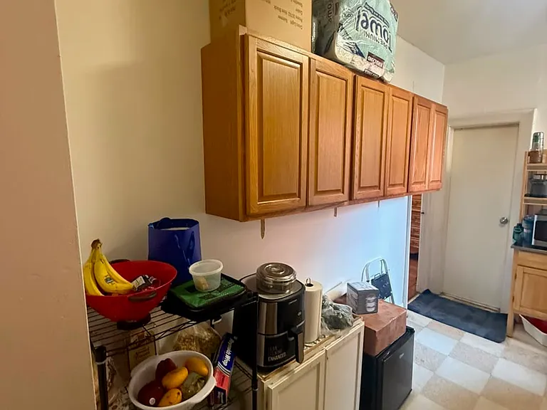 149 Zabriskie St #25 — Photo 5