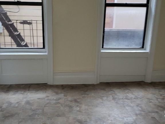 2nd image of 2321 Southern Blvd APT 3C