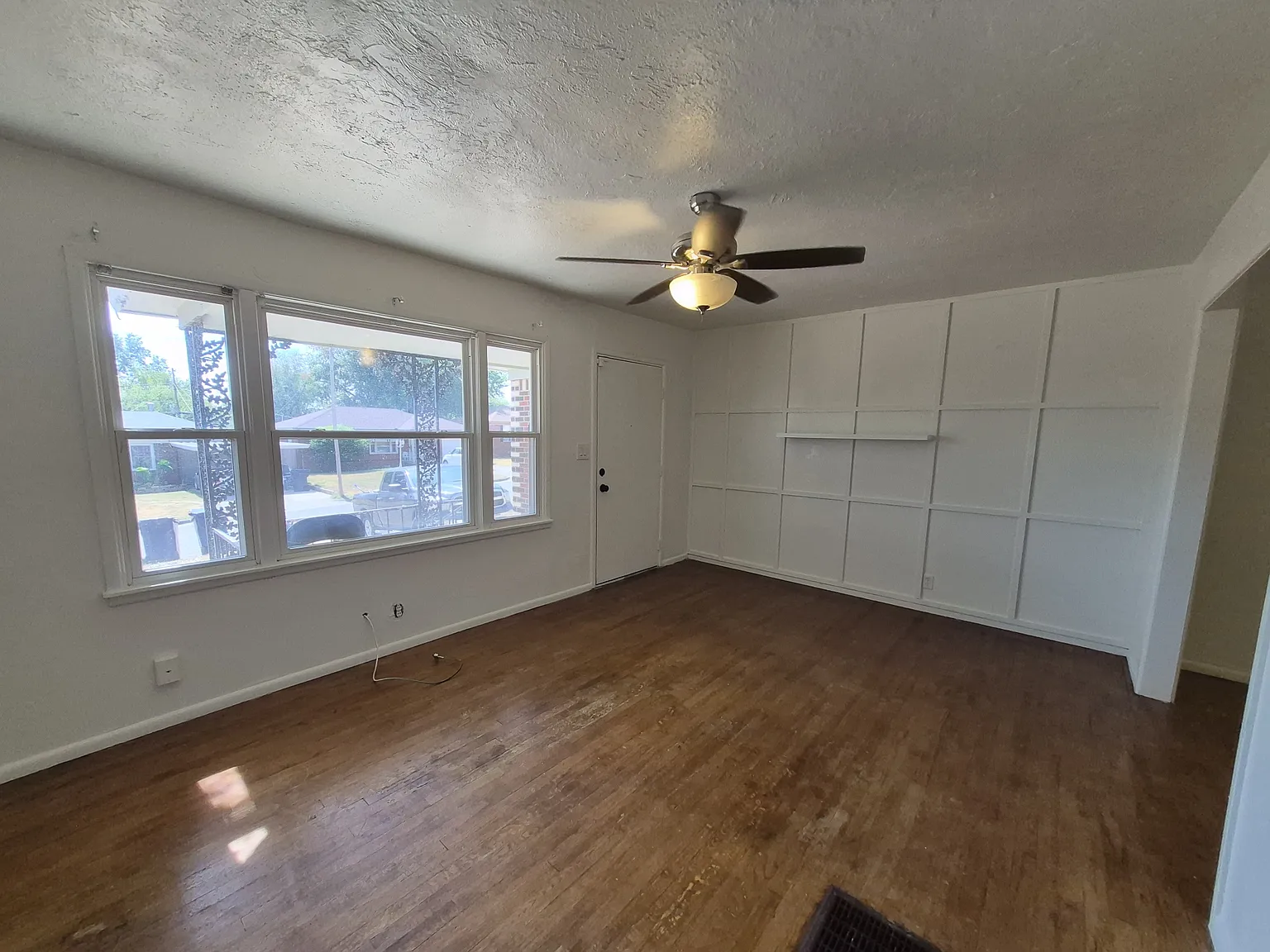 2 bed, 900 sqft, $895 — Photo 4