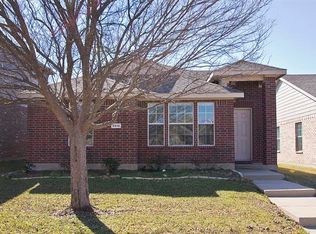 8916 Eastwood Ave, Aubrey, TX 76227