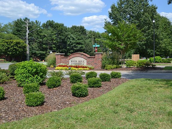 2nd image of 132 Prince William Ln