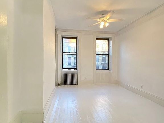 4th image of 60 E 7th St #4W