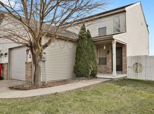 3715 Boulder Ridge Dr, Champaign, IL 61822