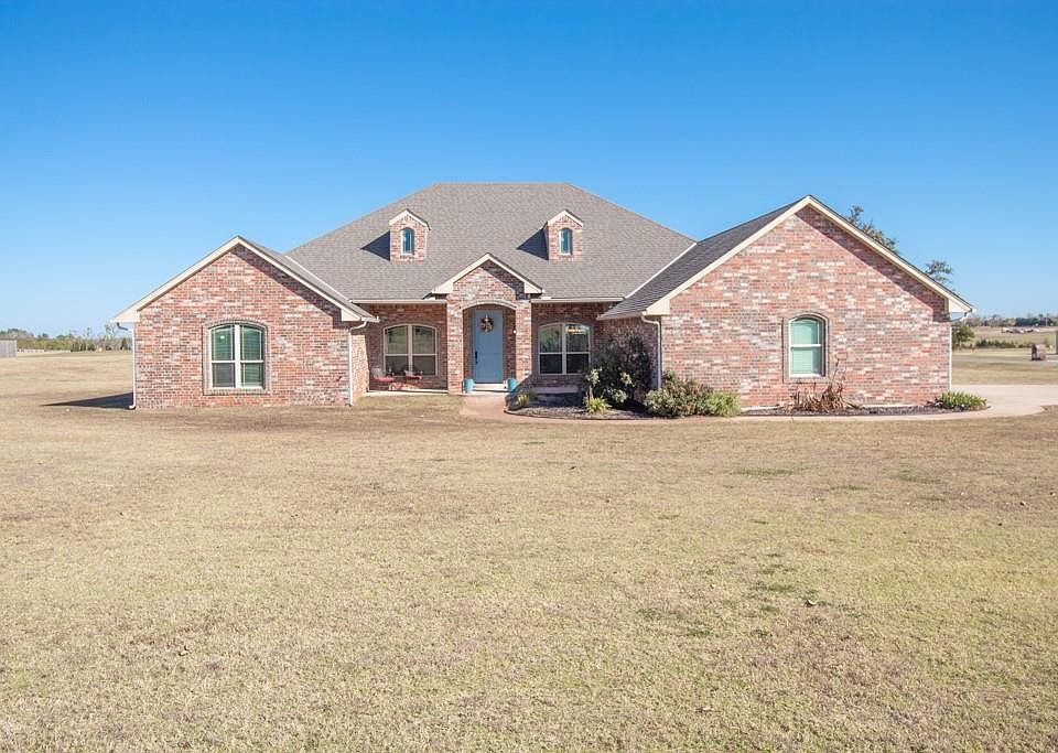 1st image of 1820 Bermuda Dr